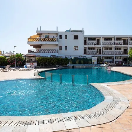 Neptuno Pool And Private Access