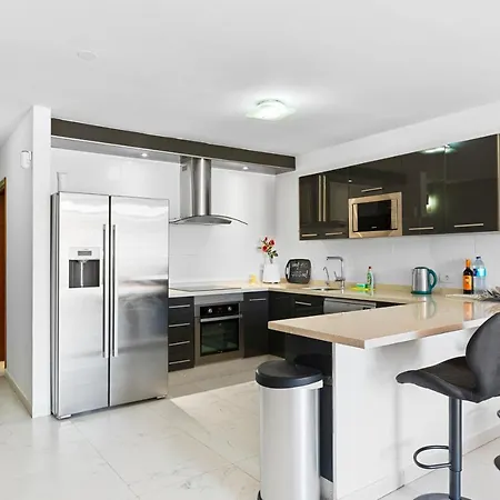 Neptuno Pool And Private Access Lägenhet *